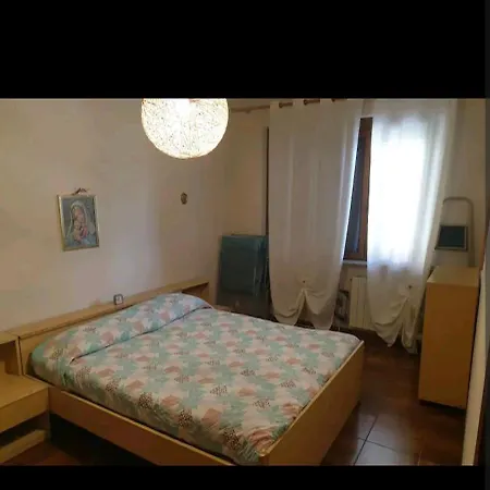 La Casa Vacanze Di Lalla Apartmán Costarainera