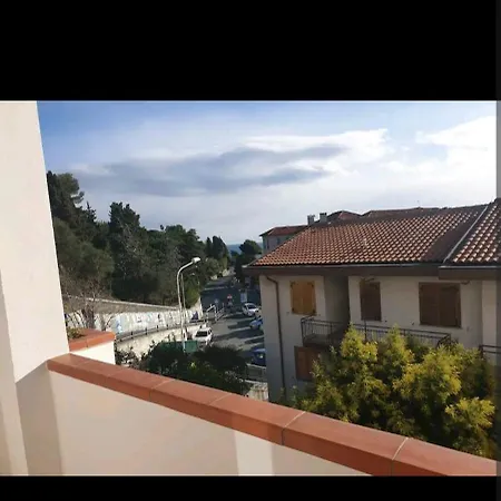 La Casa Vacanze Di Lalla Costarainera